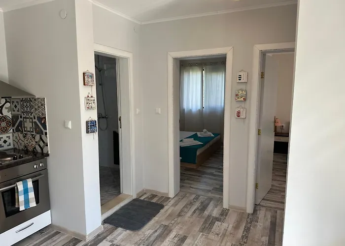 Sea House 4* Бяла